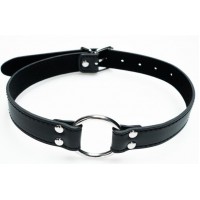 Черный кляп-расширитель с кольцом на ремешке