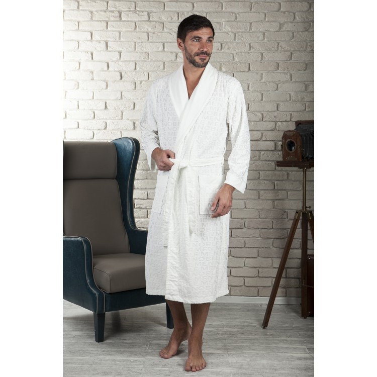 Легкий велюровый халат VIPMEN cream, Five Wien