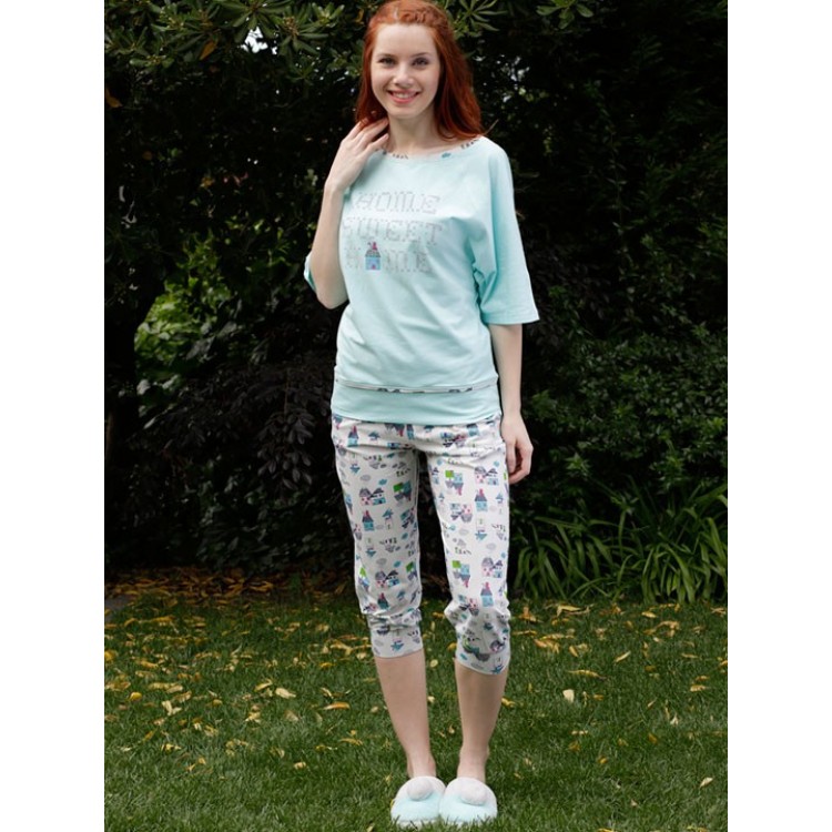 Голубая женская пижама с бриджами 6054 "Evia Capri", Hays