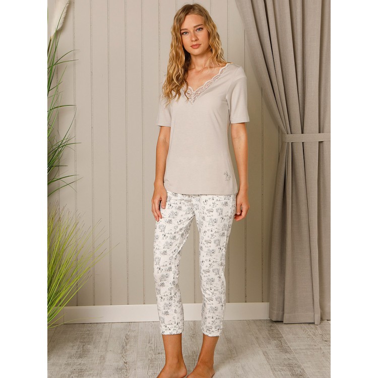 Женская пижама с капри 18558 "Salva V-Shirt Capri", Hays