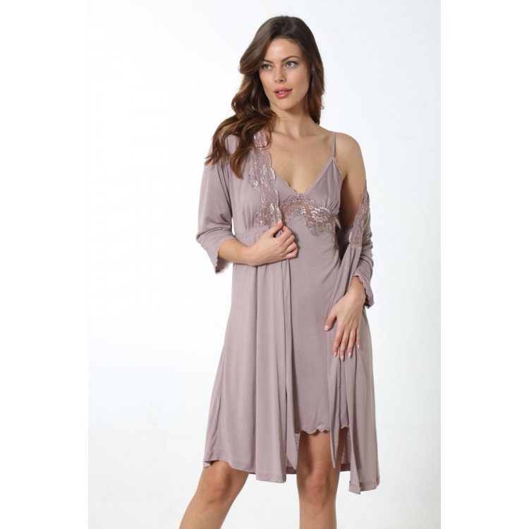 Женский домашний комплект сорочка+халат 7507 lilac, Mariposa Женский домашний комплект сорочка+халат 7507 lilac, Mariposa