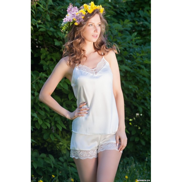 Женская атласная пижама с шортами 8332-white, Mia-Amore