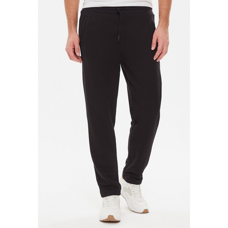 Брюки спортивные мужские 043 Stellar black, PECHE MONNAIE