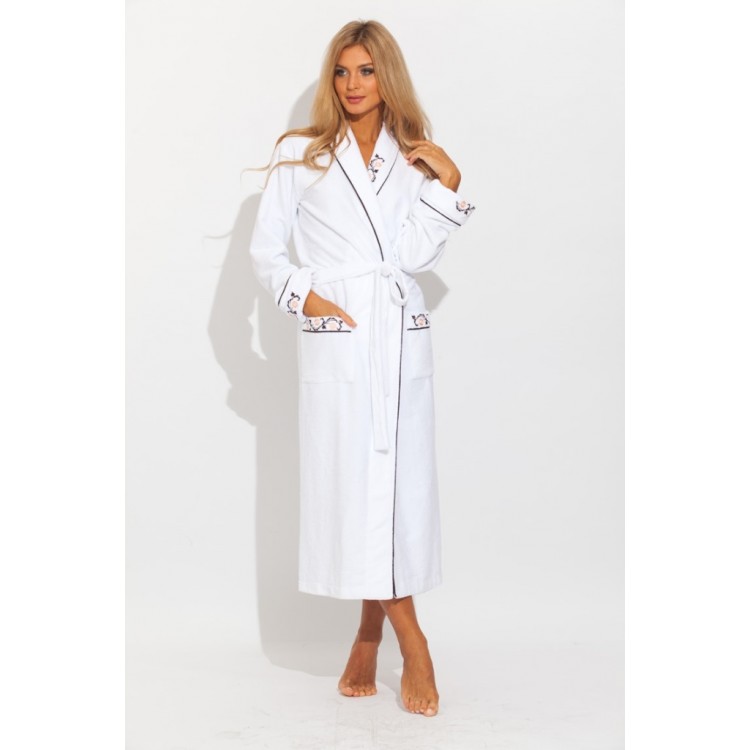 Длинный женский махровый халат 709 white Caramélé, PECHE MONNAIE