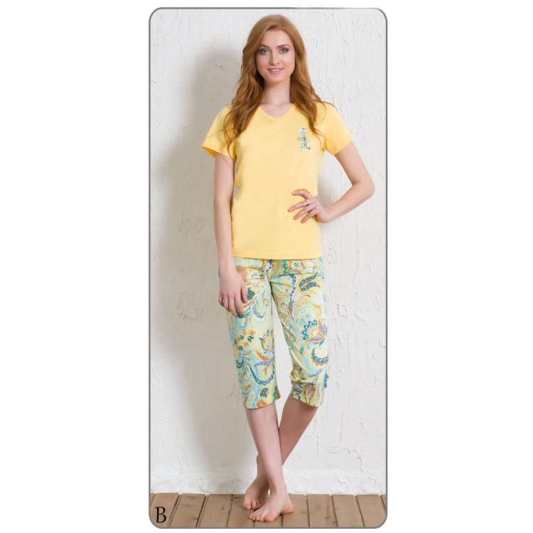 Пижама женская футболка и капри 602137 yellow