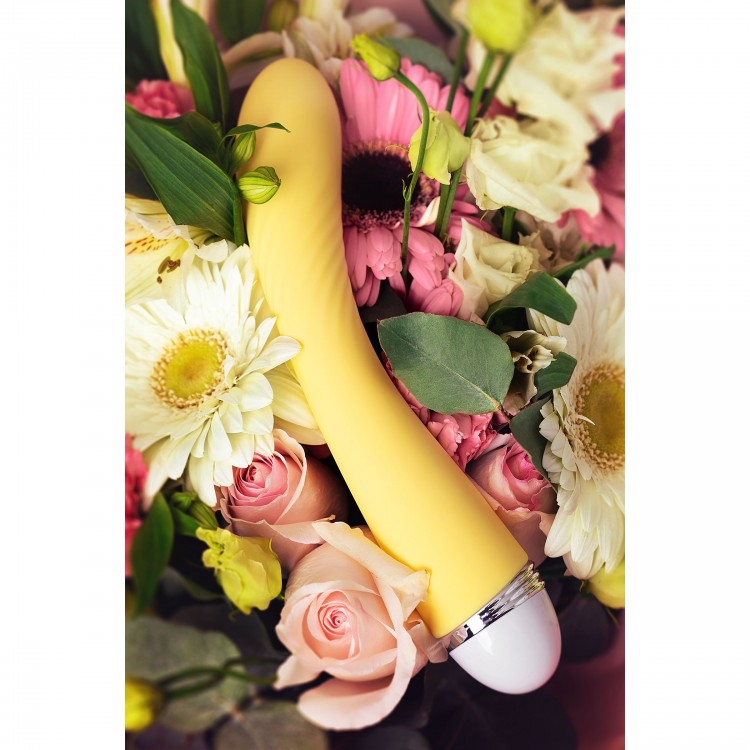 Желтый вибратор Calla - 22 см. Желтый вибратор Calla - 22 см.