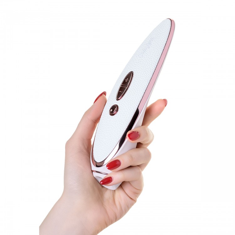 Вакуумно-волновой стимулятор Satisfyer Luxury Prt-porter с вибрацией Вакуумно-волновой стимулятор Satisfyer Luxury Prt-porter с вибрацией