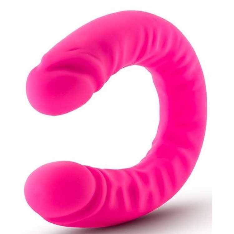 Розовый двусторонний фаллоимитатор 18 inch Silicone Slim Double Dong - 45,7 см.