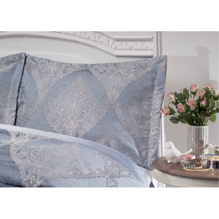 Покрывало жаккард "KARNA" стеганое HERA 260x260 (50x70+5)*2см